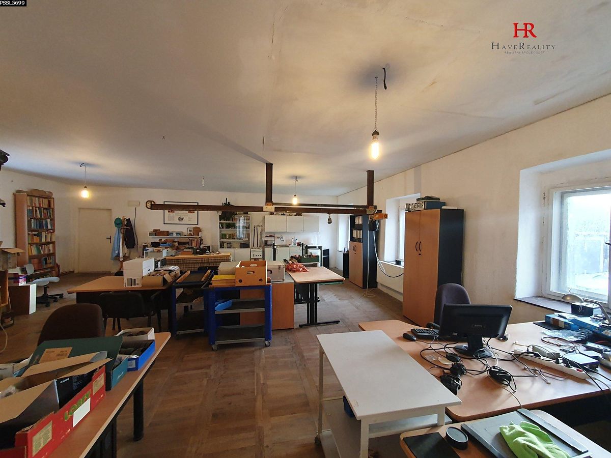 Pronájem kanceláře 118 m² – fotografie 3