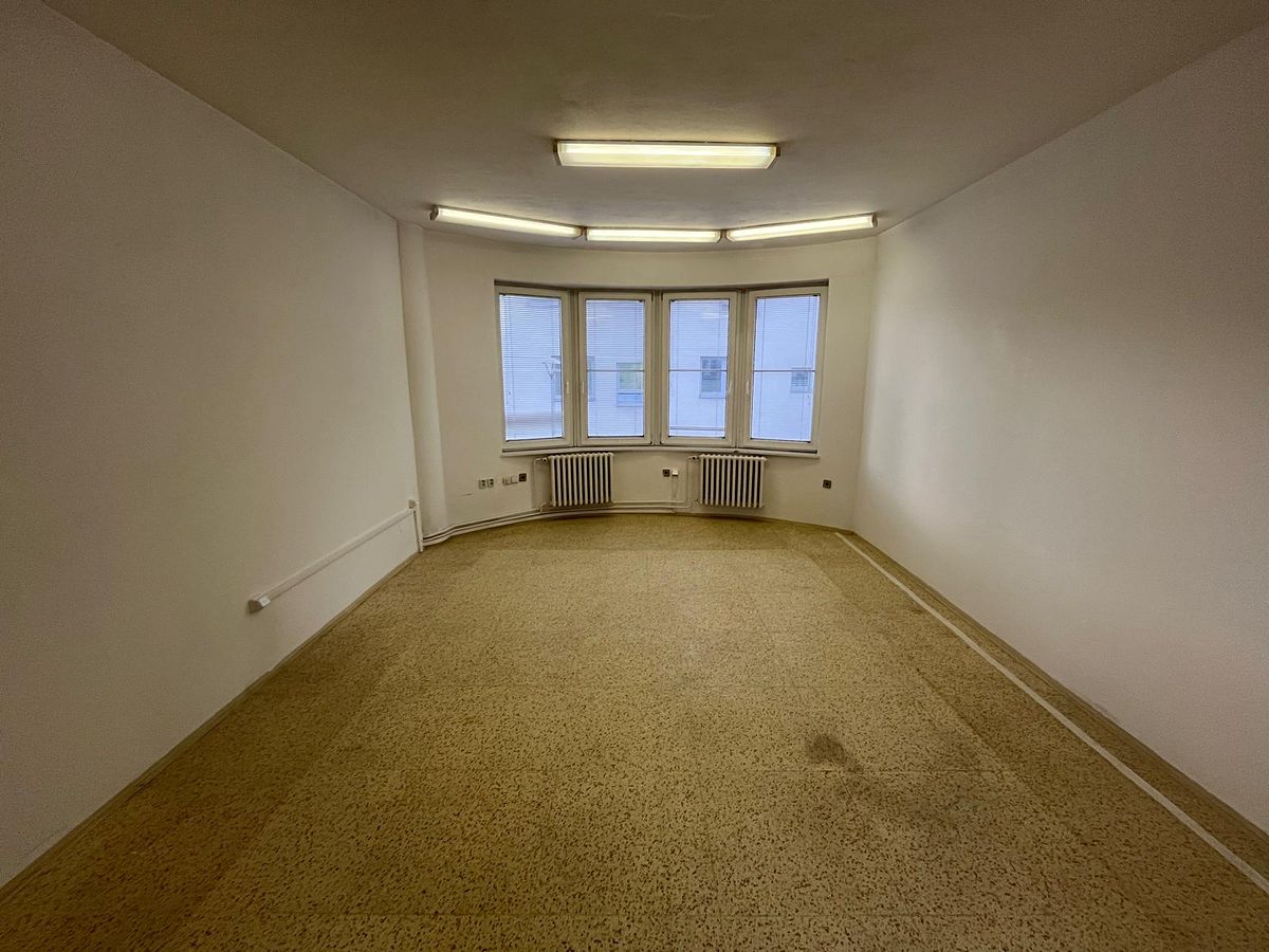 Pronájem kanceláře 30 m²