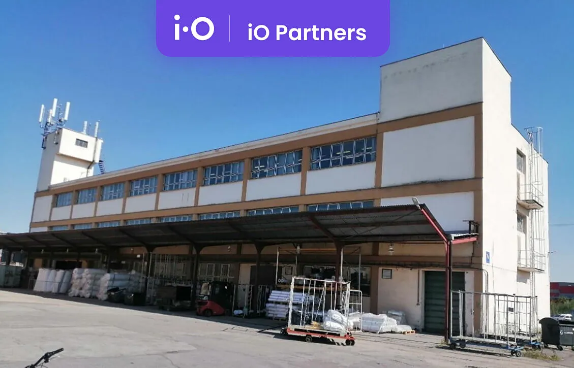 Pronájem skladového prostoru 500 m²
