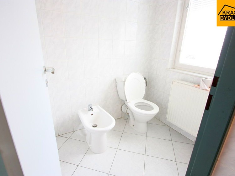 Комерційне приміщення в оренду, 23 м² (7 з 9)