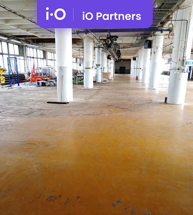 Pronájem skladového prostoru 986 m², Břeclav – fotka 1 z 3