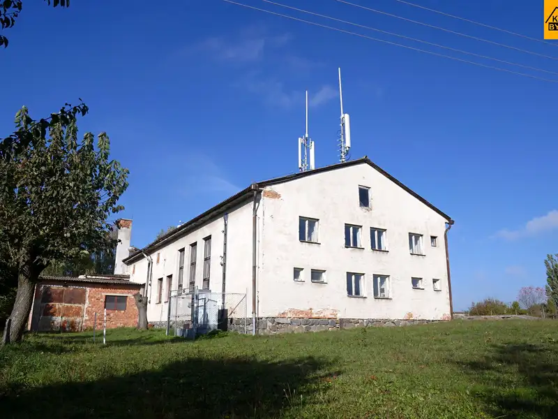 Prodej skladového prostoru 3983 m², Moravec – náhled fotky 1