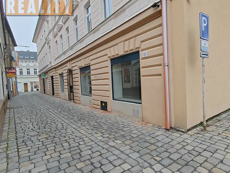 Pronájem obchodního prostoru 45 m², Chomutov – náhled fotky 2