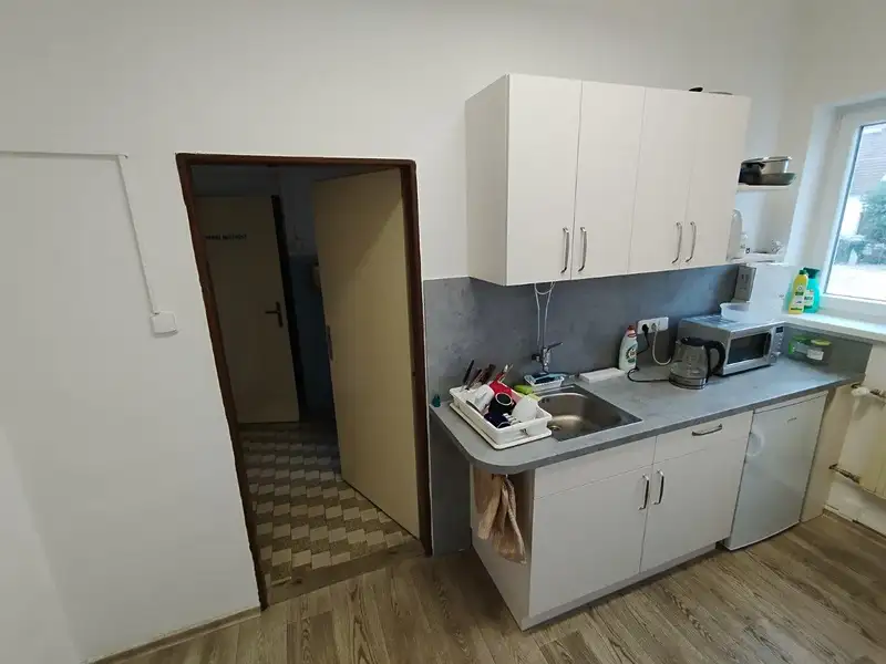 Pronájem kanceláře 35 m², Tišnov – náhled fotky 2