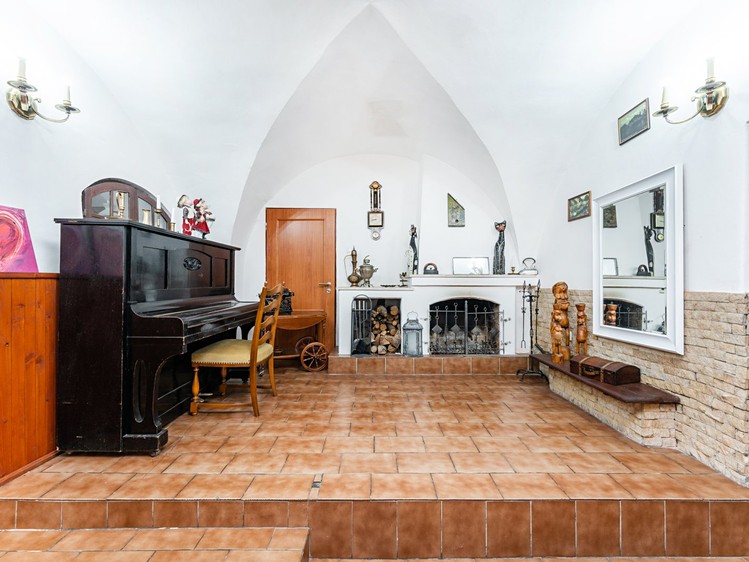 Prodej komerčního prostoru, 665 m² (11 z 29)