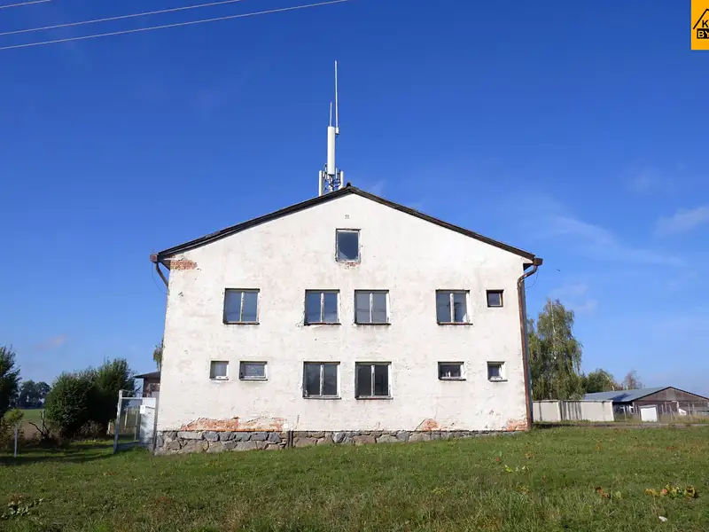 Prodej komerční nemovitosti 3983 m², Moravec – náhled fotky 2