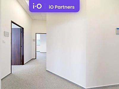 Pronájem kanceláře 3500 m²