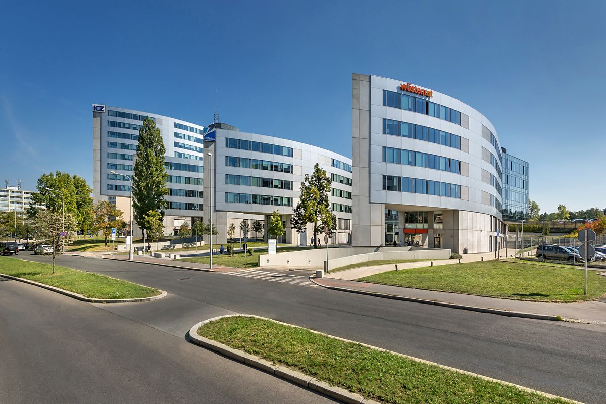 Pronájem kanceláře 650 m²