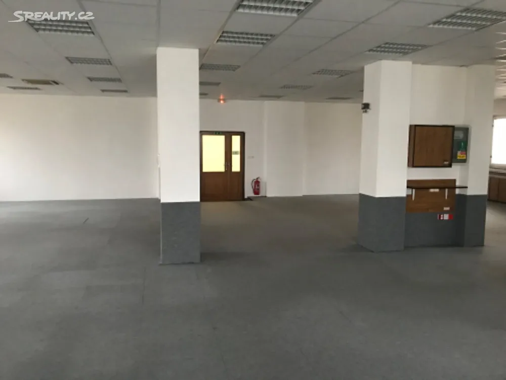Pronájem obchodního prostoru 185 m² – další