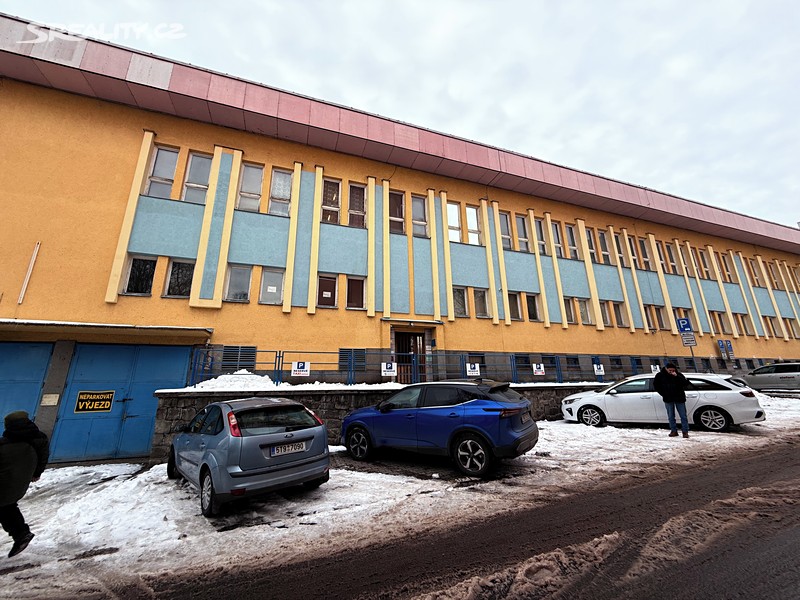 Pronájem obchodního prostoru 185 m² – pohled 3
