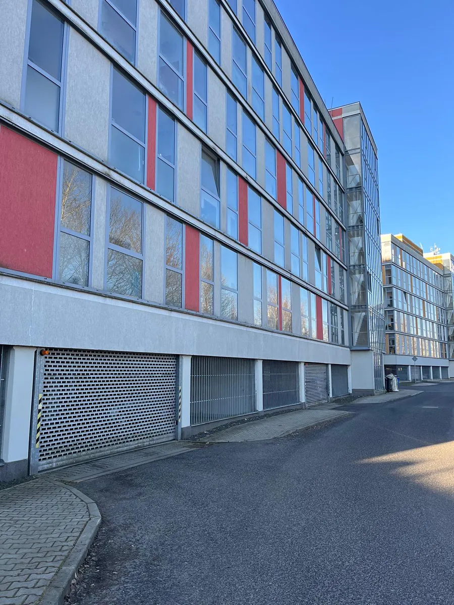 Prodej garážového stání 11 m²