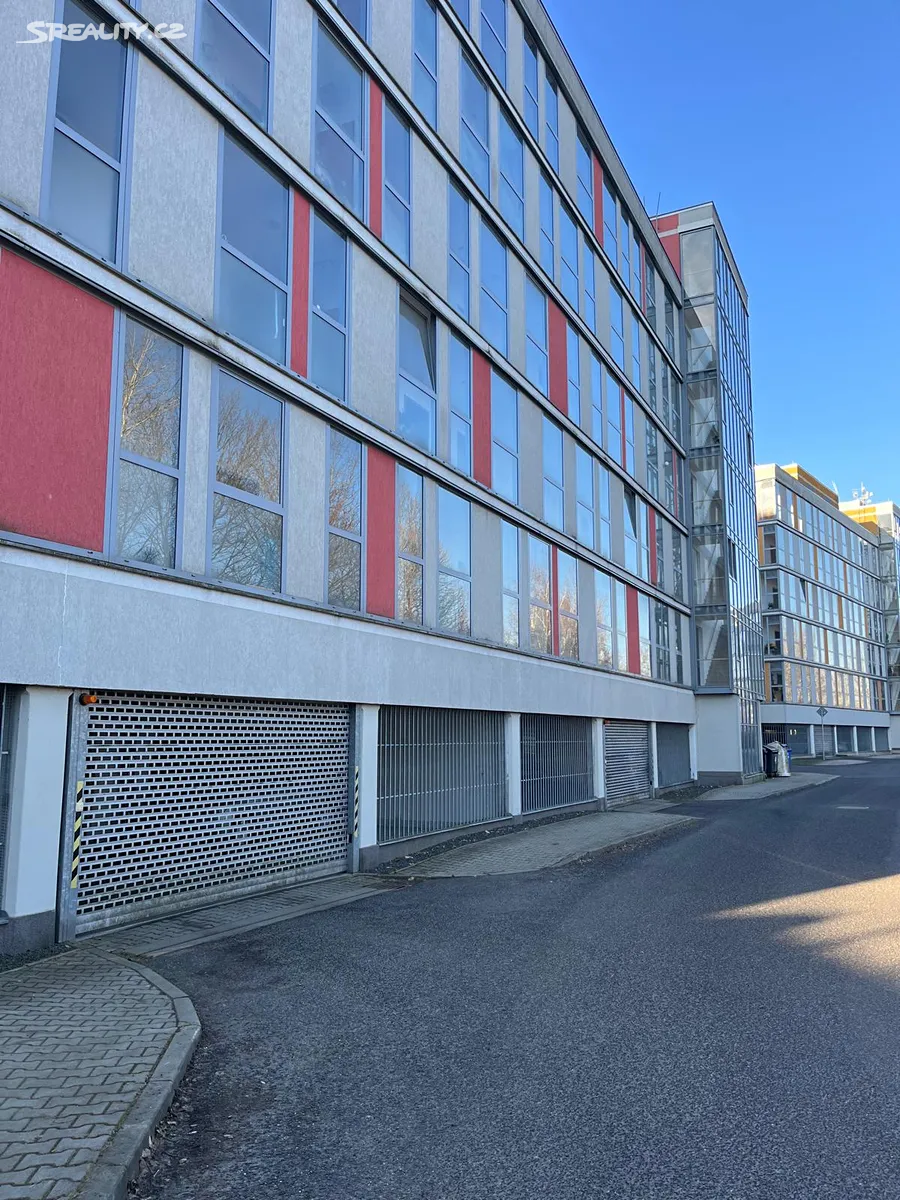 Prodej garážového stání 11 m², Liberec