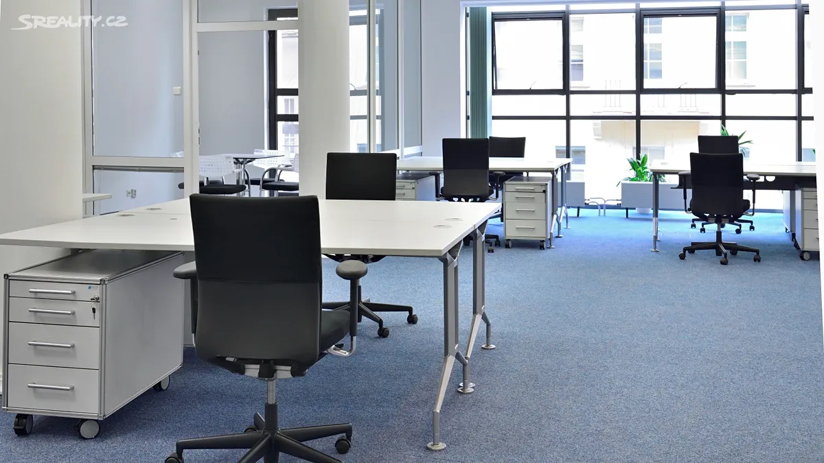 Pronájem kanceláře 123 m² – pohled 3