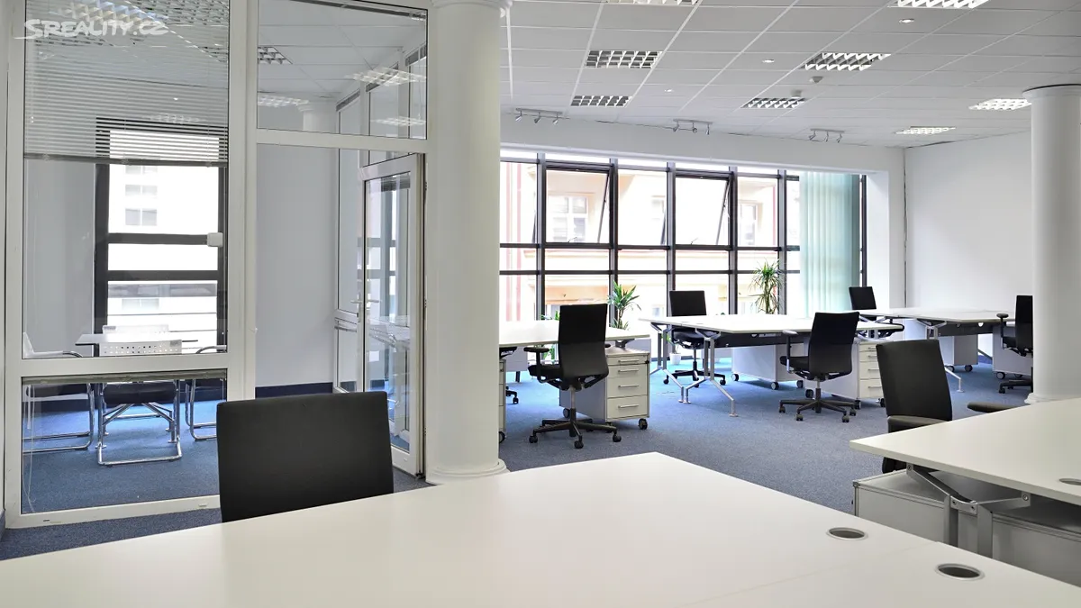 Pronájem kanceláře 123 m² – pohled 4