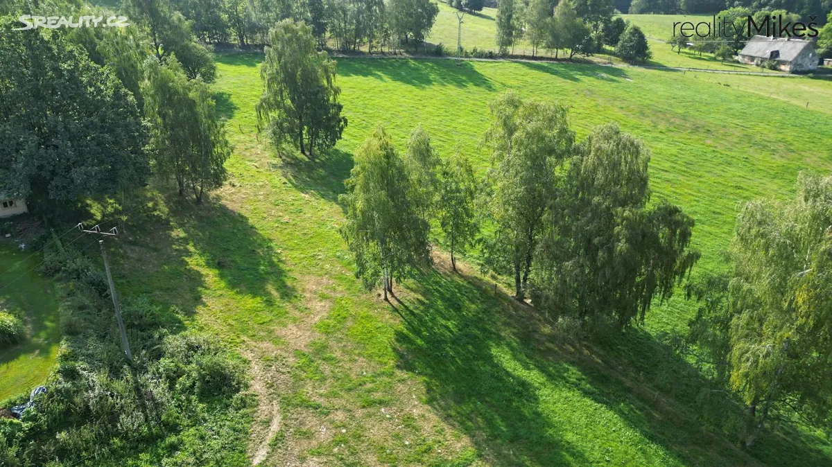 Prodej stavebního pozemku 1424 m² - Więcej