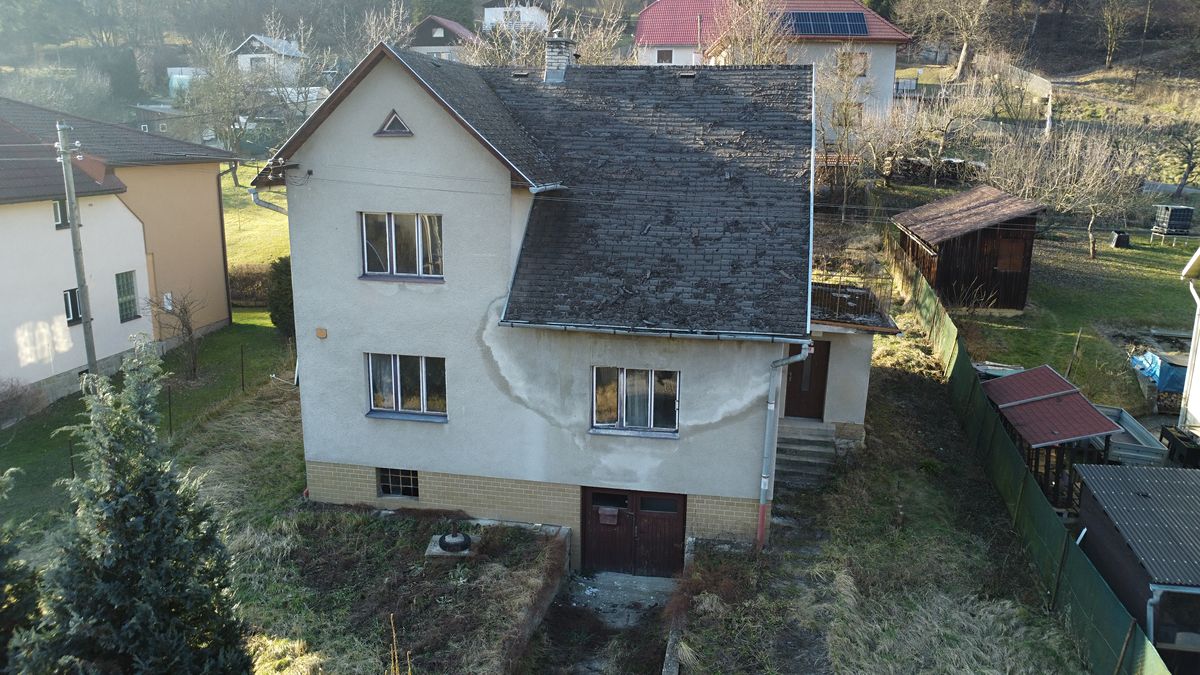 Prodej rodinného domu 160 m², pozemek 787 m²