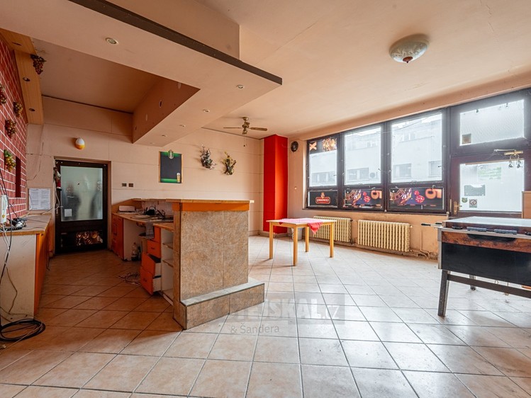 Комерційне приміщення на продаж, 1 104 м² (31 з 32)