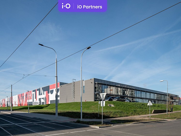 Комерційне приміщення в оренду, 1 067 м² (4 з 21)