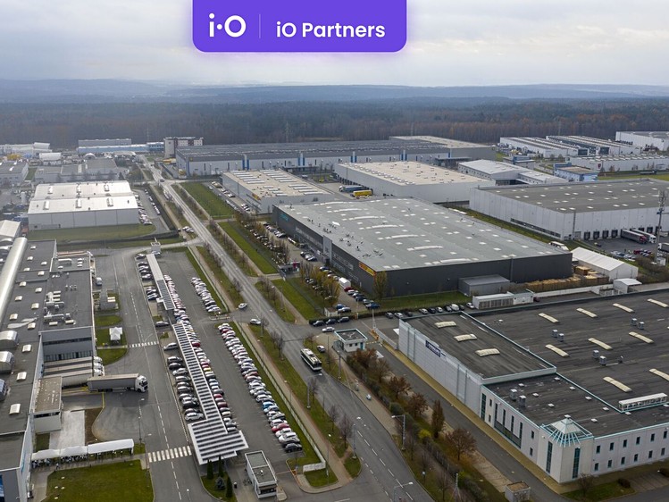 Комерційне приміщення в оренду, 1 067 м² (15 з 21)