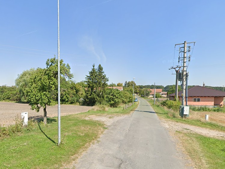 Prodej pozemku, 1 673 m² (5 z 10)