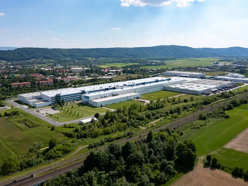 Pronájem skladového prostoru 900 m², Hranice – náhled fotky 2