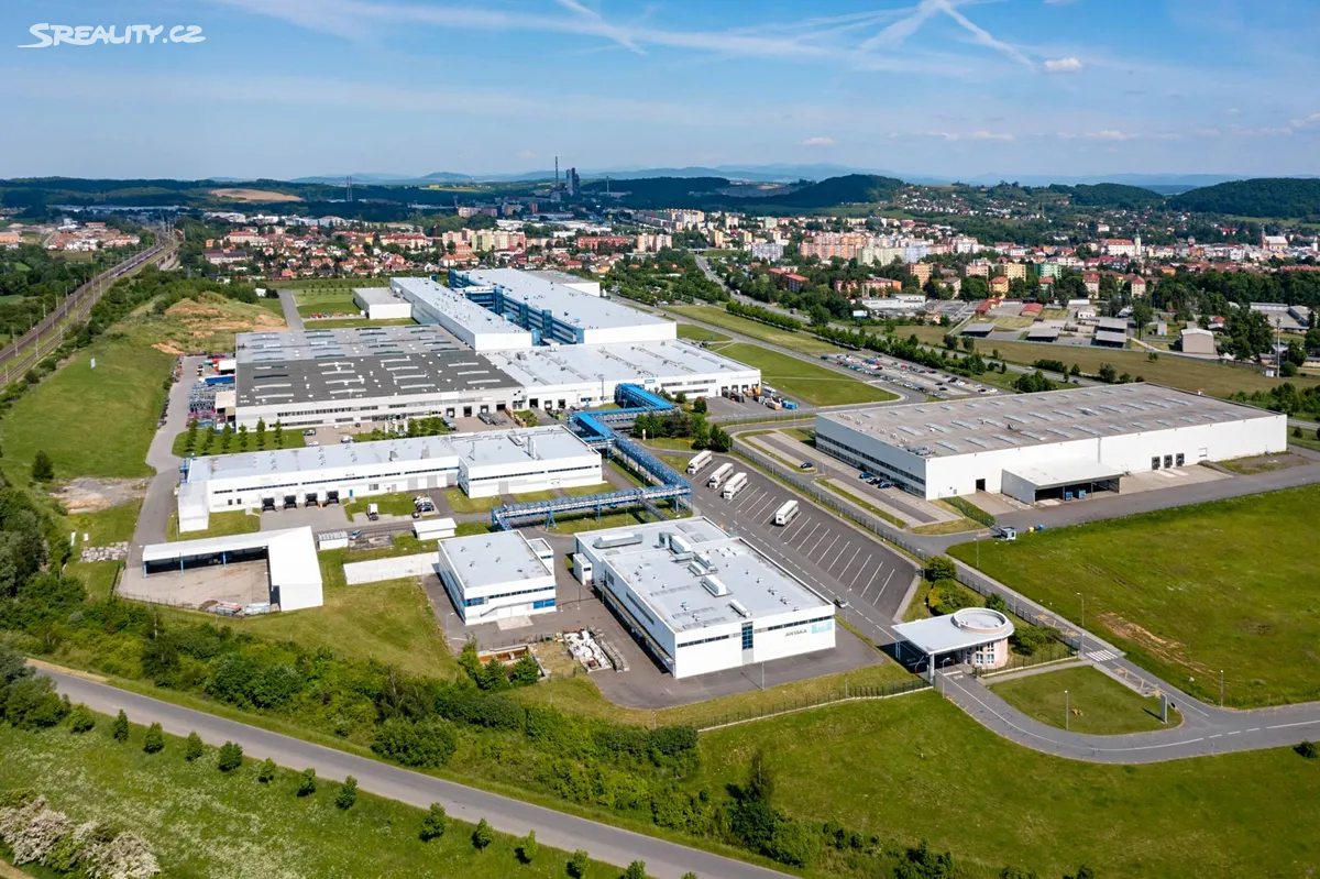 Pronájem skladového prostoru 900 m², Olomoucká