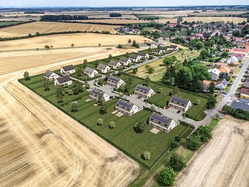 Prodej stavebního pozemku 978 m², Úmyslovice – náhled fotky 1
