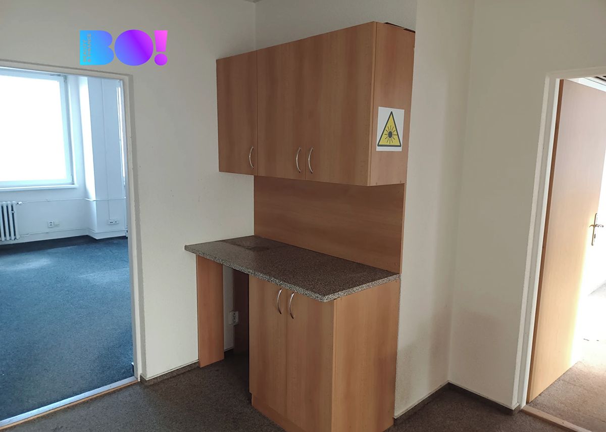 Pronájem kanceláře 129 m² – fotografie 5