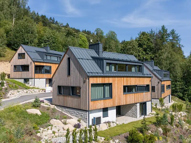 Prodej rodinného domu 249 m², pozemek 801 m², Bedřichov – náhled fotky 2