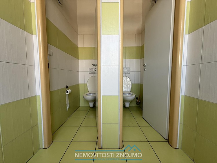 Комерційне приміщення в оренду, 2 921 м² (15 з 15)