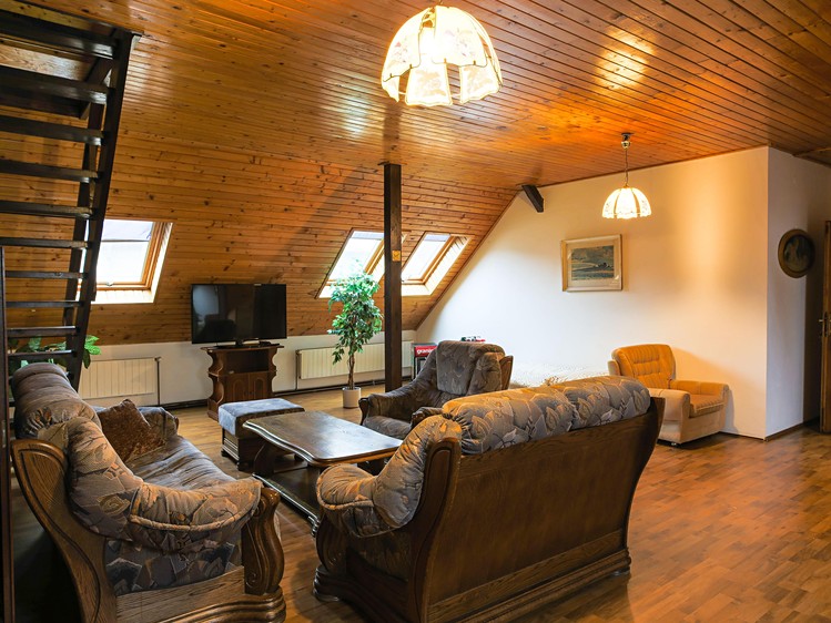 Prodej komerčního prostoru, 592 m² (18 z 25)