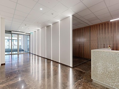 Pronájem komerčního prostoru, 100 m² (2 z 34)