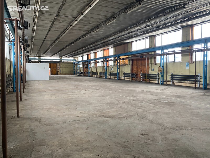 Pronájem skladového prostoru 900 m², Plzeň