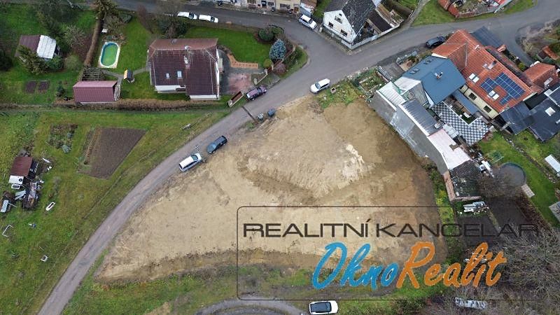 Prodej stavebního pozemku 708 m² – fotografie 2