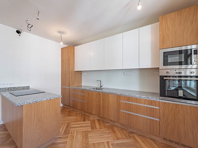 Pronájem bytu 2+kk, 99 m² (2 z 8)
