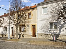 Prodej  rodinného domu 180 m², pozemek 292 m²