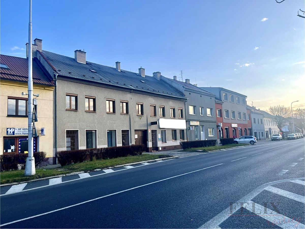 Prodej vícegeneračního domu 376 m², pozemek 985 m²