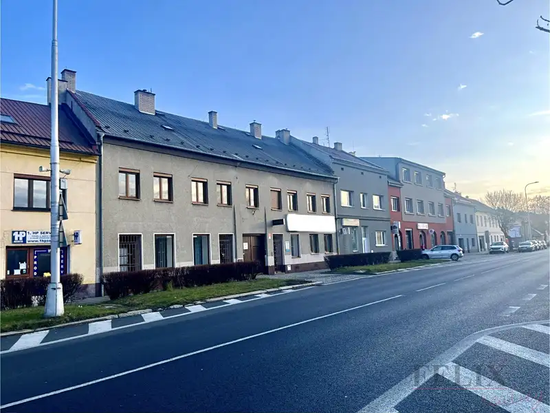 Prodej vícegeneračního domu 376 m², pozemek 985 m², Olomouc – náhled fotky 1
