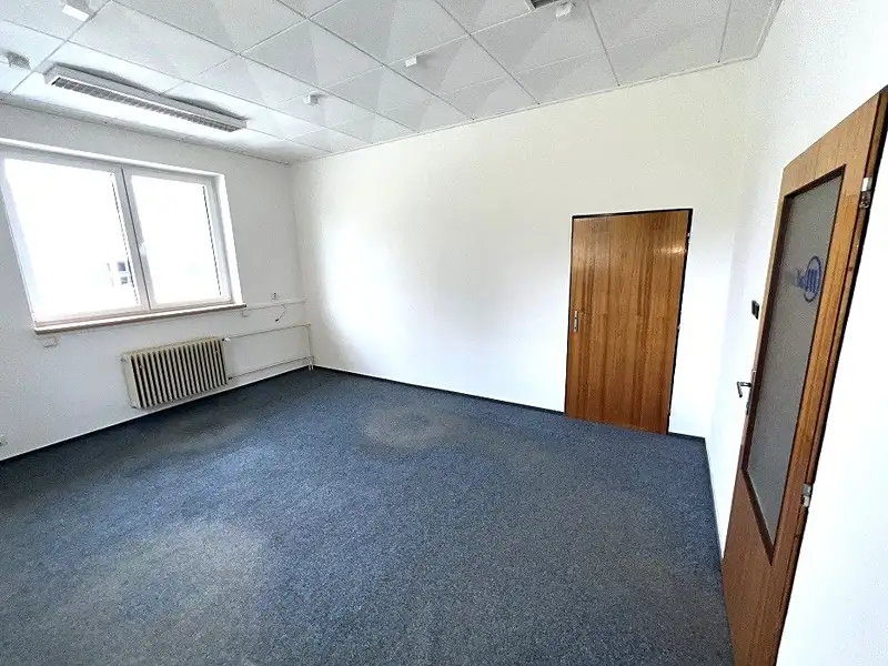 Pronájem kanceláře 18 m², Domažlice – náhled fotky 2