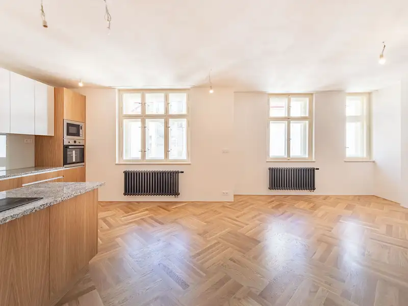 Pronájem bytu 2+kk 99 m², Praha – náhled fotky 1