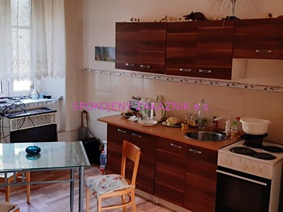 Prodej bytu 2+1, 56 m² (2 z 10)