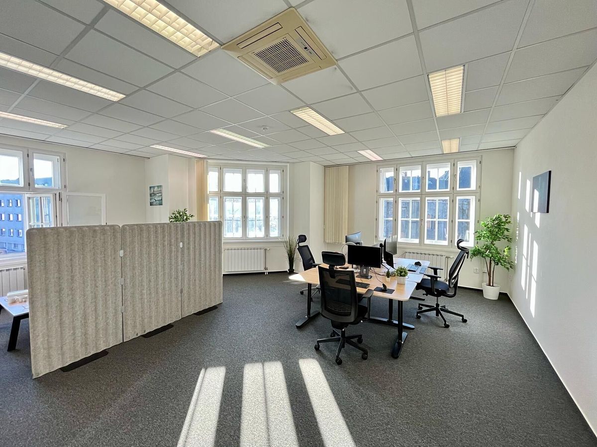 Pronájem kanceláře 68 m² – fotografie 5