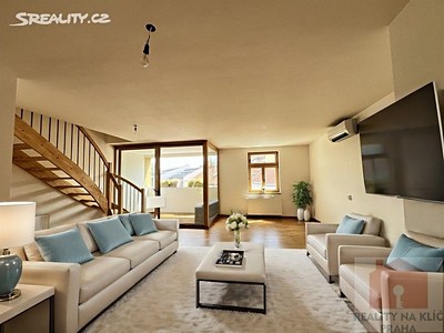 Prodej bytu 4+kk 157 m²