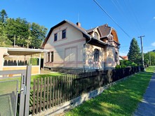 Prodej  rodinného domu 260 m², pozemek 1 200 m²