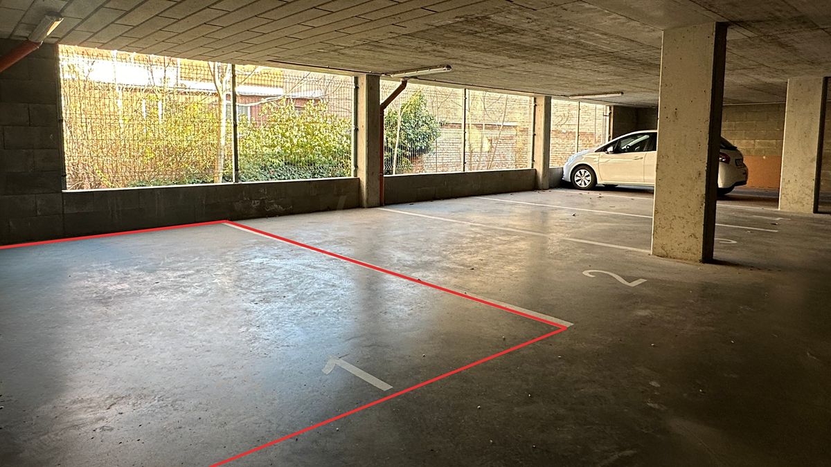 Prodej garážového stání 14 m²