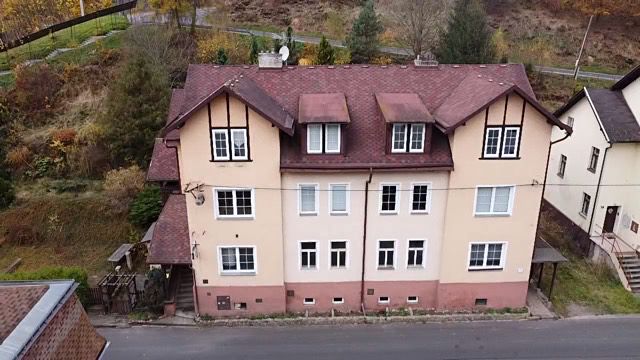 Prodej rodinného domu 800 m², pozemek 200 m²