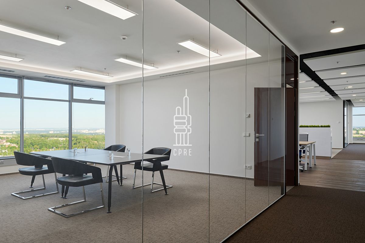 Pronájem kanceláře 649 m² – fotografie 4