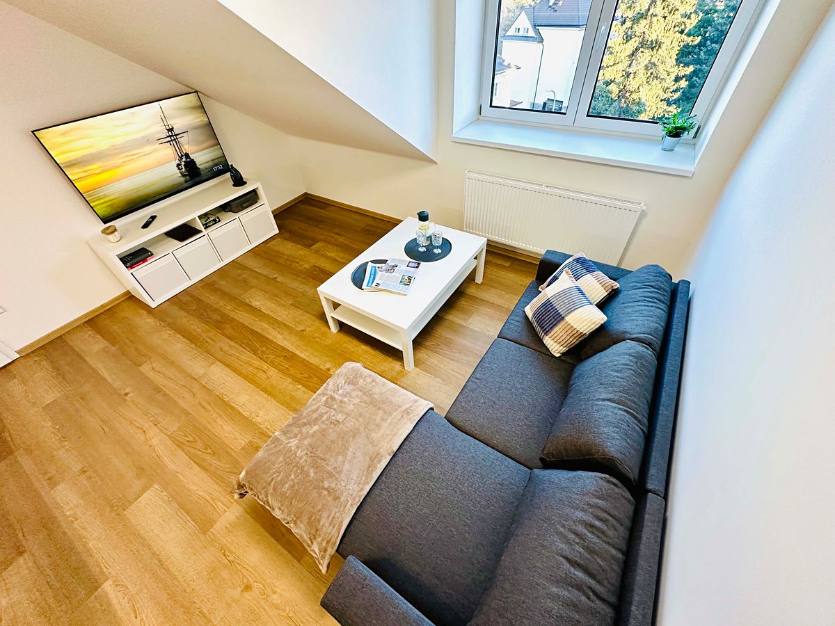 Pronájem bytu 2+kk 50 m² – fotografie 2
