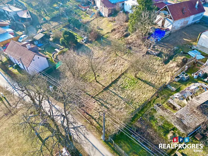 Prodej stavebního pozemku 239 m², Vysočany – náhled fotky 3