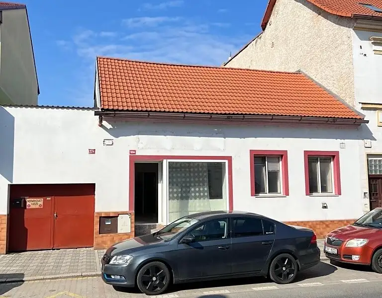Prodej komerční nemovitosti 156 m², Čelákovice – náhled fotky 2